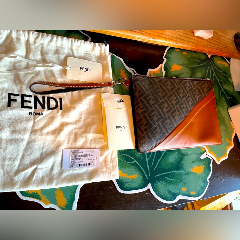 AUTHENTIC Fendi New Monogram Ff Wristlet